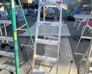 WERNER ALUMINUM LADDER