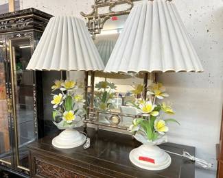MIDCENTURY FLOWER LAMPS