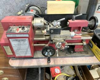 CENTRAL MACHINERY MINI LATHE 