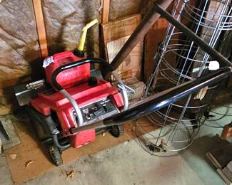 Toro S-200 Snowblower 2 Stage 24"