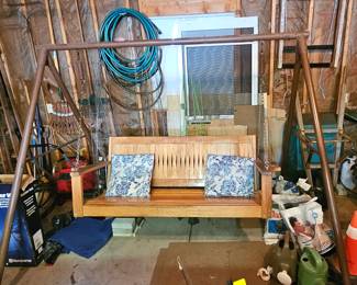 Wood Swing With Metal Free Standing Base 