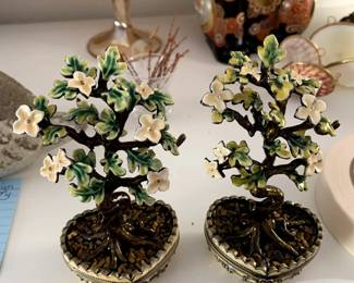 #126	Pisces Pair of Trinket Box Trees	 $40.00 
