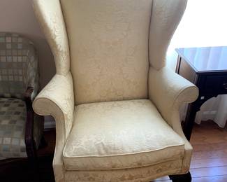 #10	Yellow Queen Ann Chair by Southwood - Hickory North Carolina	 $75.00 
