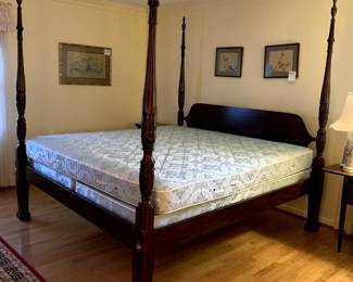#99	Drexel King Size 4 Post Rice Bed w/Mattress/Boxsprings  - You Move - Upstairs	 $320.00 
