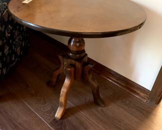 #187	Wood Round Pedestal End Table - 24x23	 $75.00 
