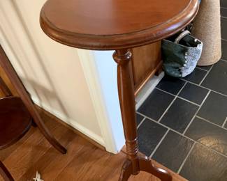 #7	Wood Round Fern Stand - 12x36	 $30.00 
