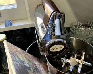 #39	Sunbeam Stand Mixer w/2 Bowls and Attachments	 $30.00 
