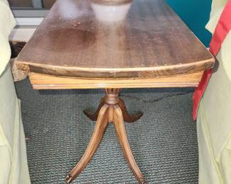 Qty 2 vintage end table