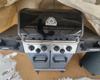 Huntington Rebel propane grill