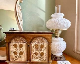 098 CEL College Green