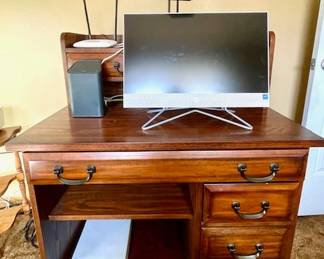 074 CEL College Green