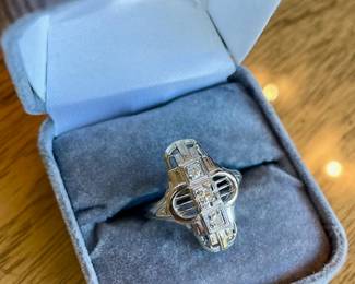 087 CEL College Green