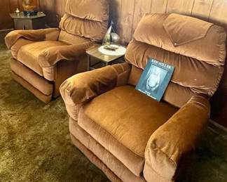 081 CEL College Green