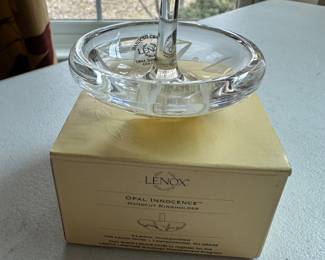 Lenox crystal ring holder