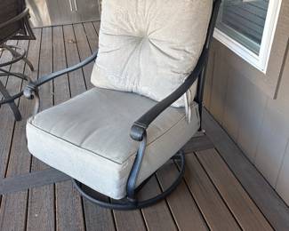 Oversized swivel chair