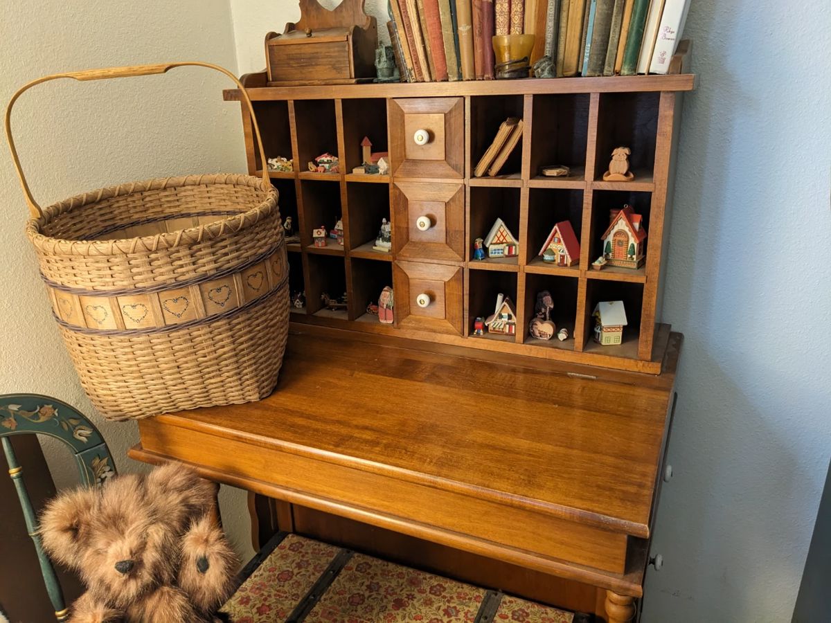 Old writing desk. Handmade split oak basket with handpainted hearts, Antique books, Old Trunk