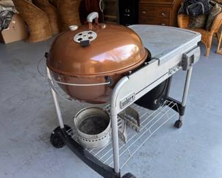 Weber Performer Deluxe Charcoal Grill, 22-Inch, Touch-N-Go Gas 