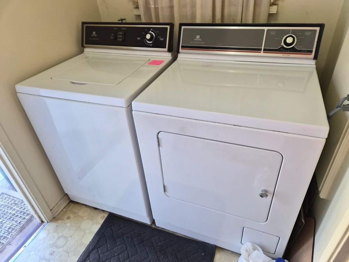 Maytag Washer & Dryer - In excellent condition!
