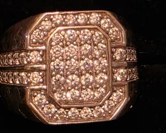 10K and Diamonds ring