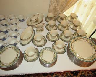 Lenox 'Fair Lady' china set