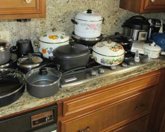 Loads of great kitchen ware