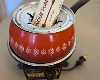 OSTER FONDUE SET INCLUDING FONDUE FORKS