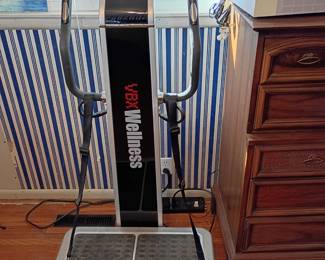 VBX 4000 WINNERS VIBRATION PLATFORM.   GENTLY USED WITH BANDS.  LOCATED ON MAIN FLOOR $1,800.00