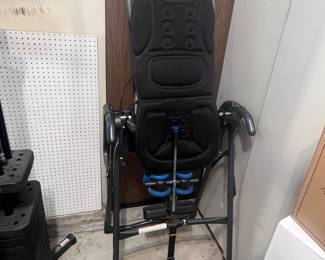 INVERSION TEETER TABLE LIKE NEW