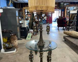 Super cool mid-century Hollywood Regency lamp. You need to see this in person to appreciate it.