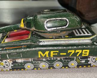 1960s Japanese toy tank