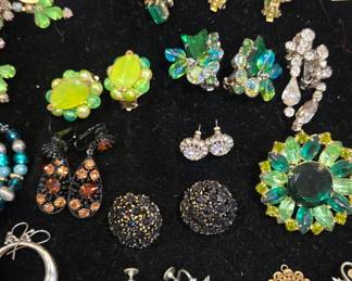 Vintage rhinestone pieces 
