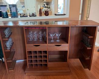 Bar $550