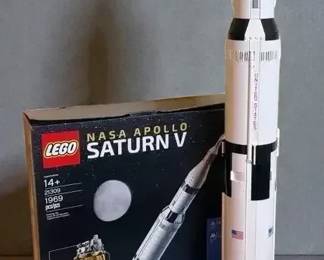 Lego Saturn V