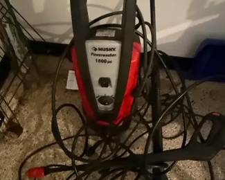 Husky 1800psi Powerwasher