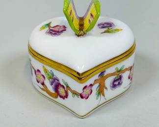 Herend Hungary Handpainted Butterfly/Floral Heart Shaped Box With Gilded Lips