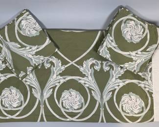 Christofle (France) Green And White Printed Table Linens (13)