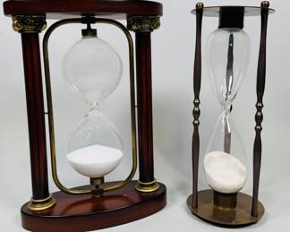 Two Hourglasses, Modern