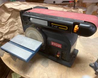6 RyobiBD4600DualAction4x36Belt6DiscSander