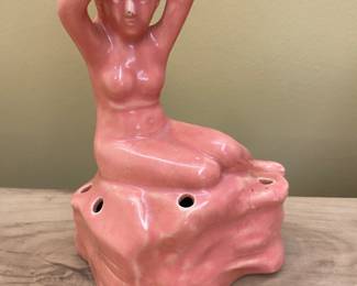 Unmarked pink bathing beauty flower frog