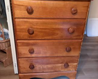 Cushman Colonial Creation dresser