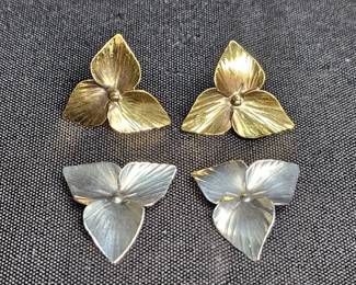 Stuart Nye Trillium Screw Back Earrings & Pin