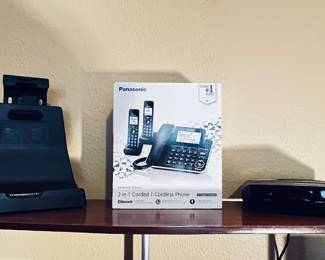 Getac Office Doc, Panasonic Telephone,Magnavox Clock