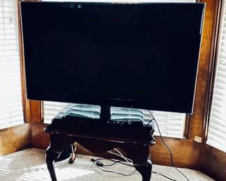 47" Flat Screen LG TV
