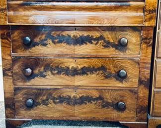 American Empire Look Dresser, flame mahogony chest / solid wood / Mid Century look.