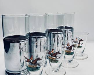 Set of Chrome sleeved tumblers / small glasses in front vintage fox hunting scene 