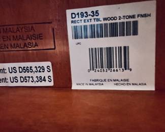 Description of the Dining table Made in Malasia 