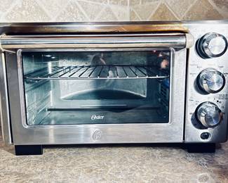 Oster Toaster Oven/ broil, bake & toast 