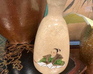 Japanese Sake bottle (tokkuri) (Awata-yaki from Kioto) circa 1920svalue $100 OBO