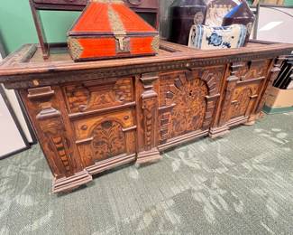 Italian Renaissance Revival credenza / buffet, late 19th century, value $2800 OBO