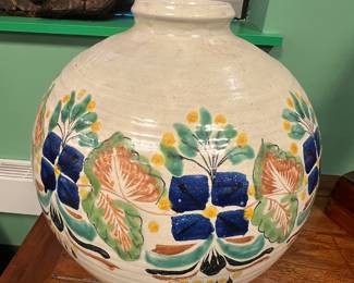 Mexican Talavera style folk pottery Jar, 20th century, value $200 OBO